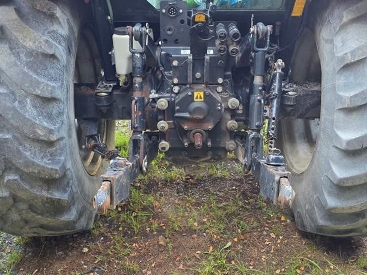case-ih-jx100u-image-16