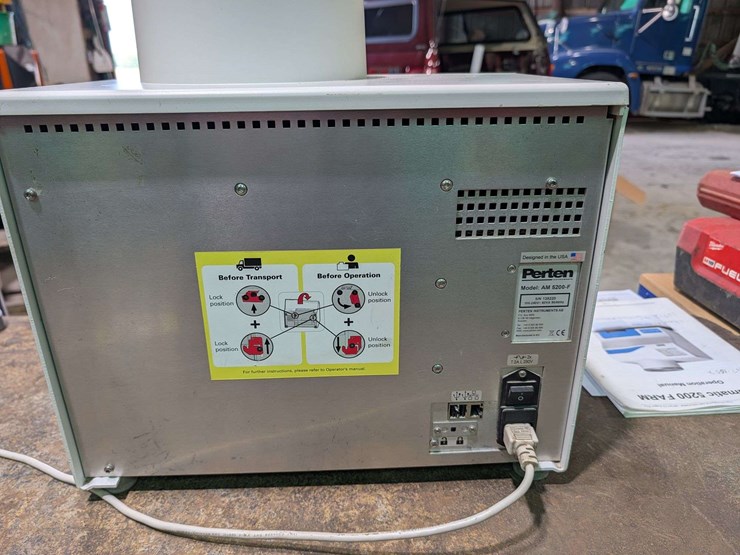 perten-am-5200-farm-grain-moisture-tester-image-10
