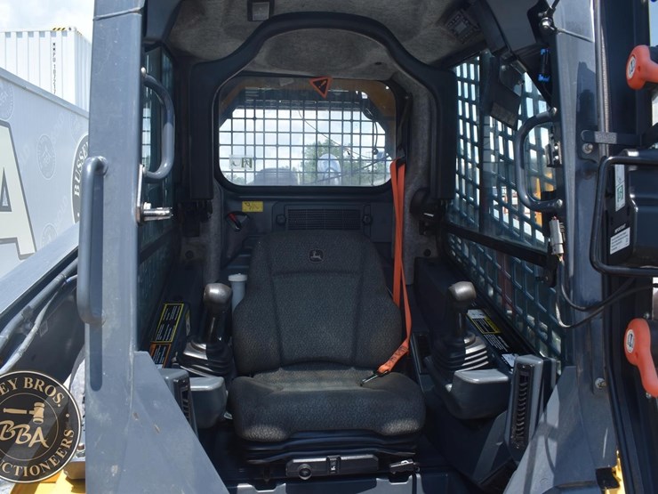 2024-deere-333g-image-65
