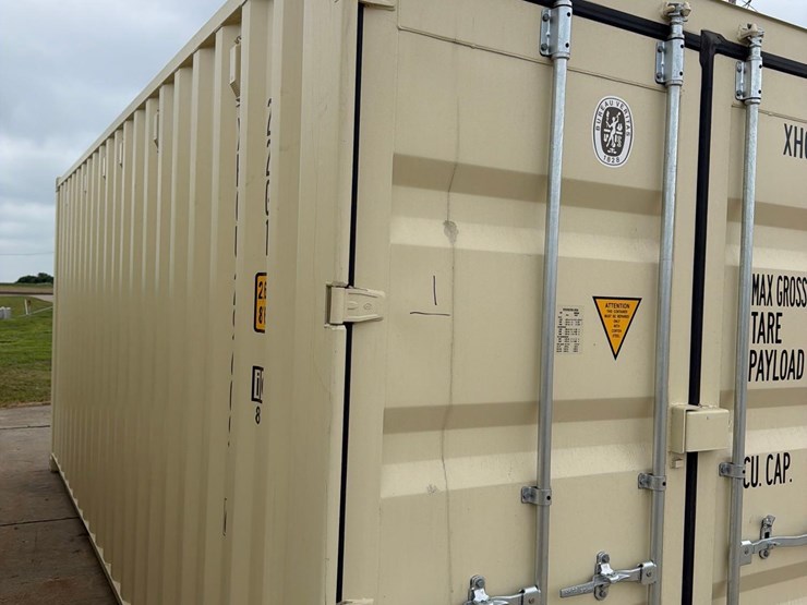 2026-20ft-storage-container-image-12
