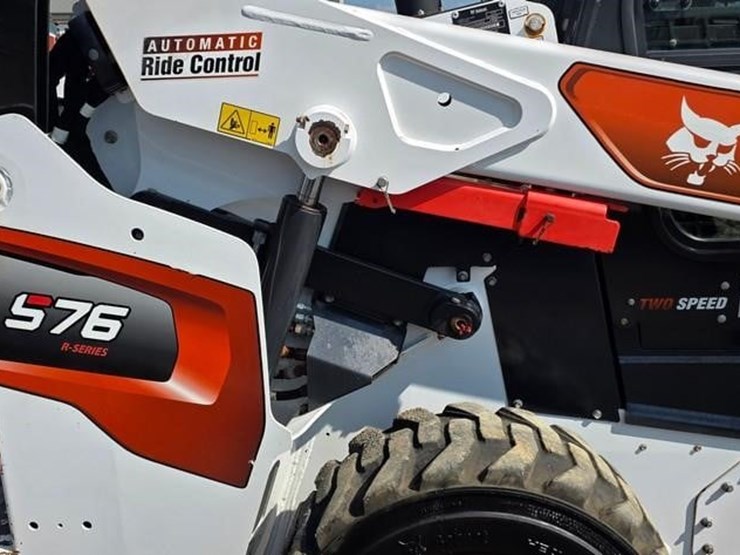 2020-bobcat-s76-image-15