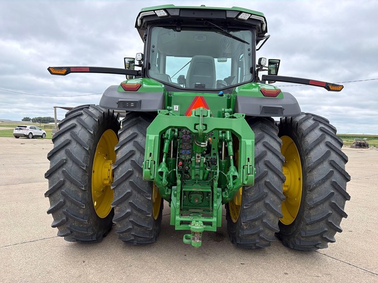 2022-john-deere-8r-280-image-8