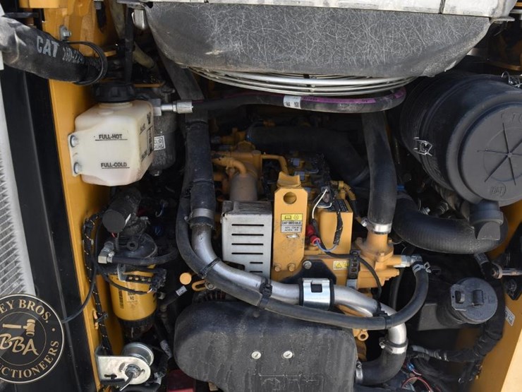2021-caterpillar-259d3-image-23