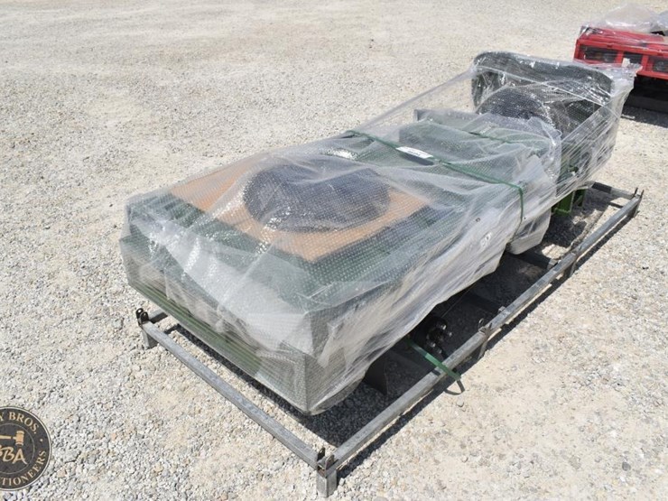 three-wheel-golf-cart-with-dump-bed-48484-image-4