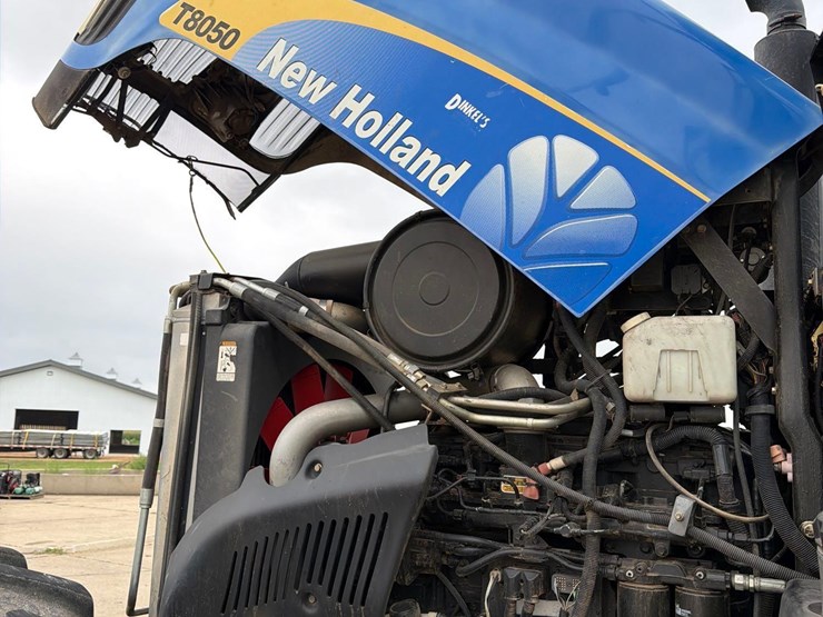 2009-new-holland-t8050-image-63