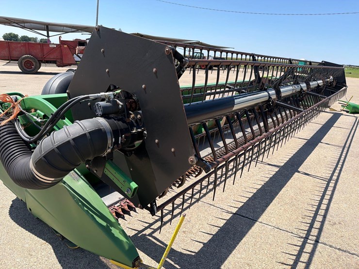 john-deere-630f-image-18