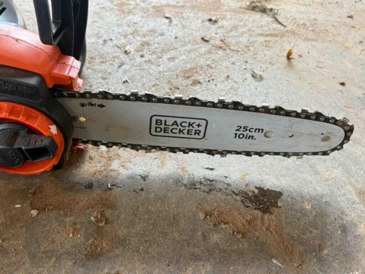 black-&-decker-10"-saw-image-2