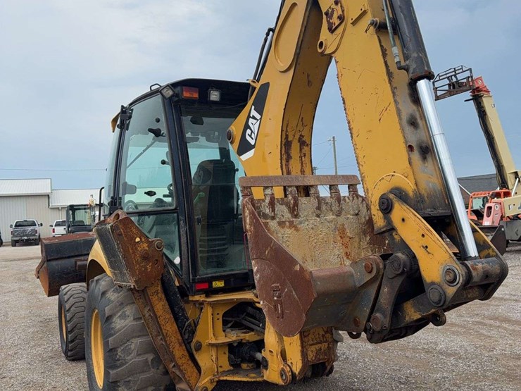 caterpillar-420e-it-image-3
