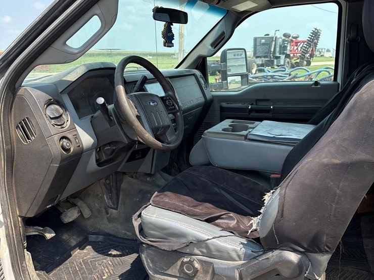 2015-ford-f350-image-36