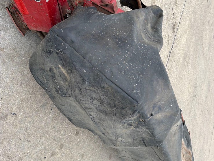 case-ih-md82-image-7