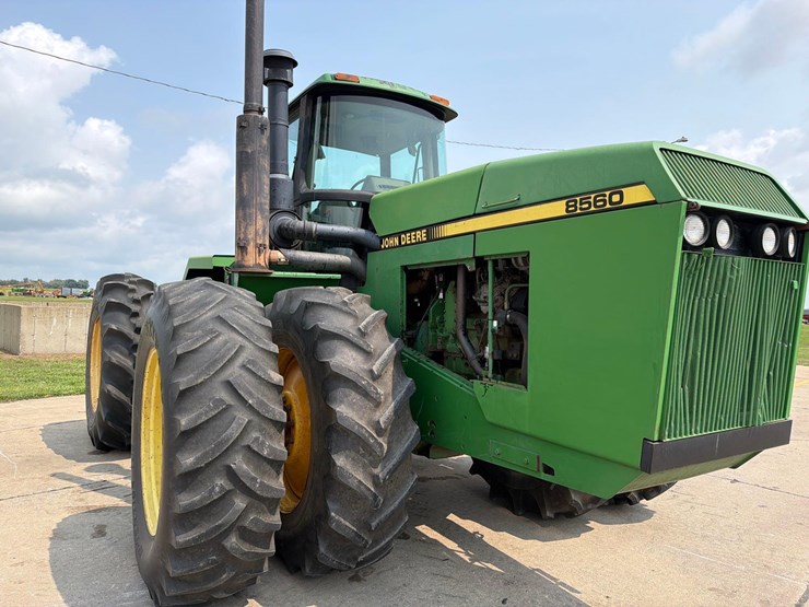 john-deere-8560-image-16