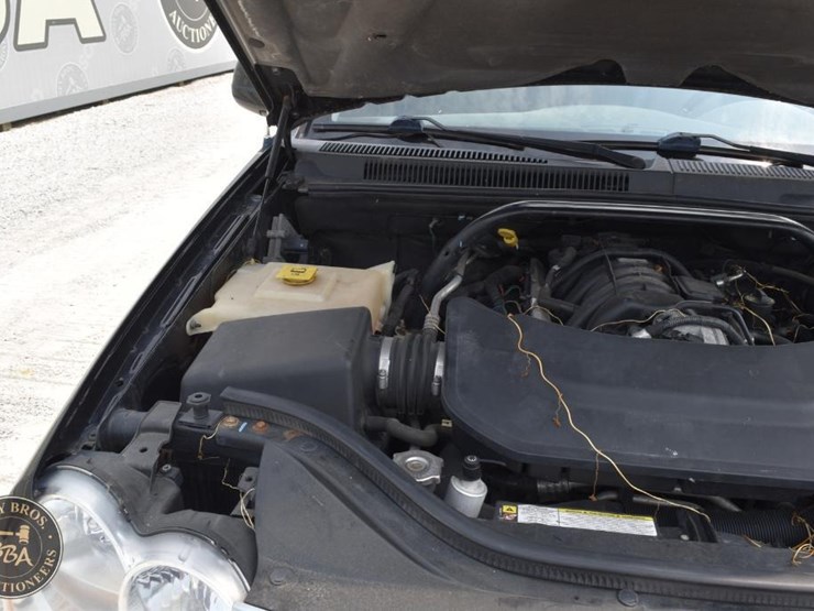 2009-jeep-grand-cherokee-limited-image-27