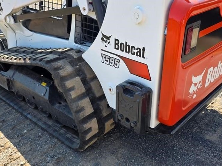 2019-bobcat-t595-image-22