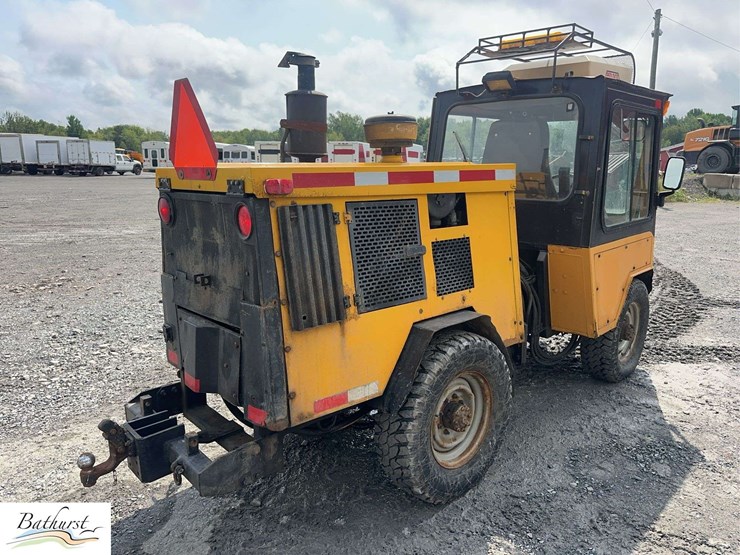 trackless-mt5t-image-5