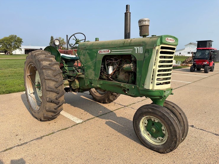 oliver-770-image-2