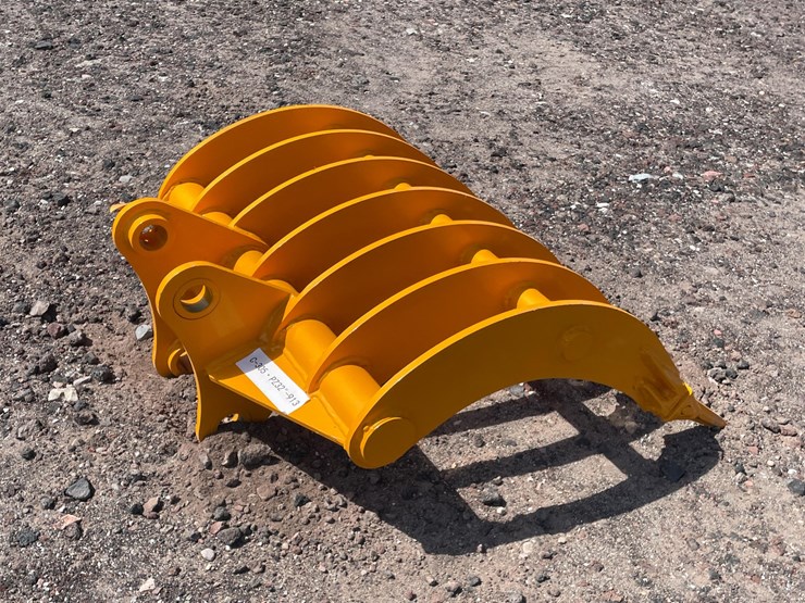 2026-caterpillar-305-image-9