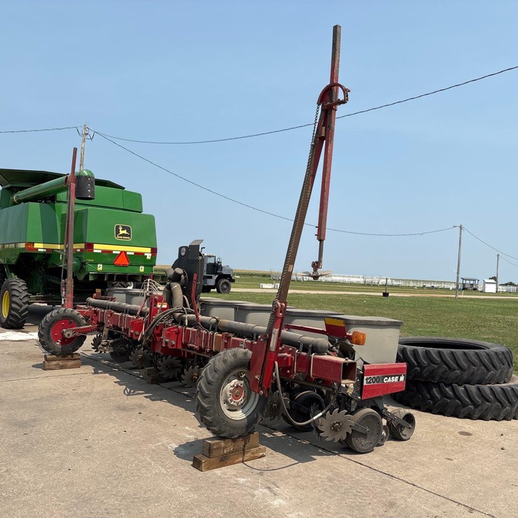 CASE IH 1200