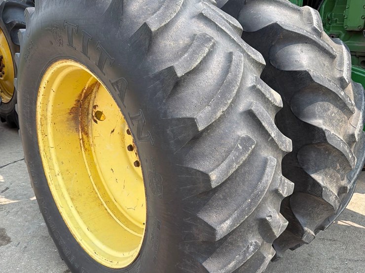 john-deere-8560-image-15