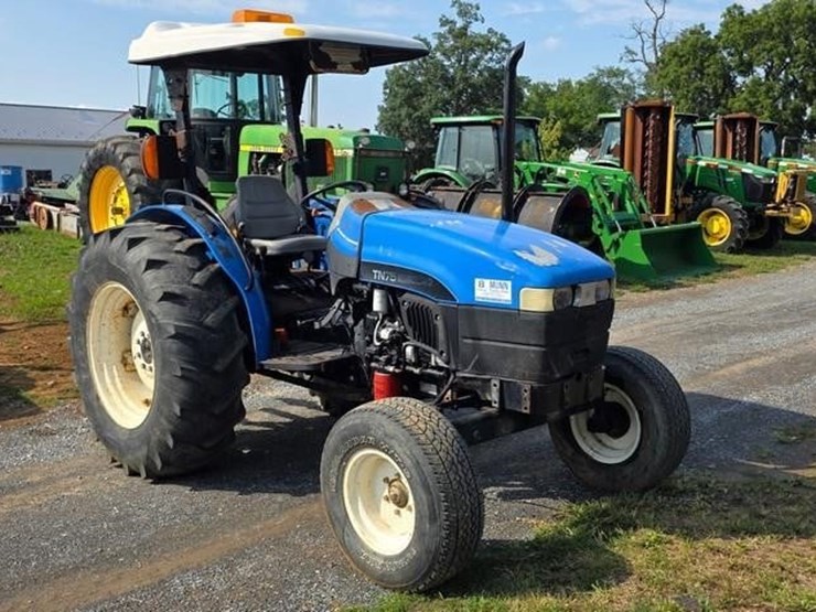 new-holland-tn75-image-2