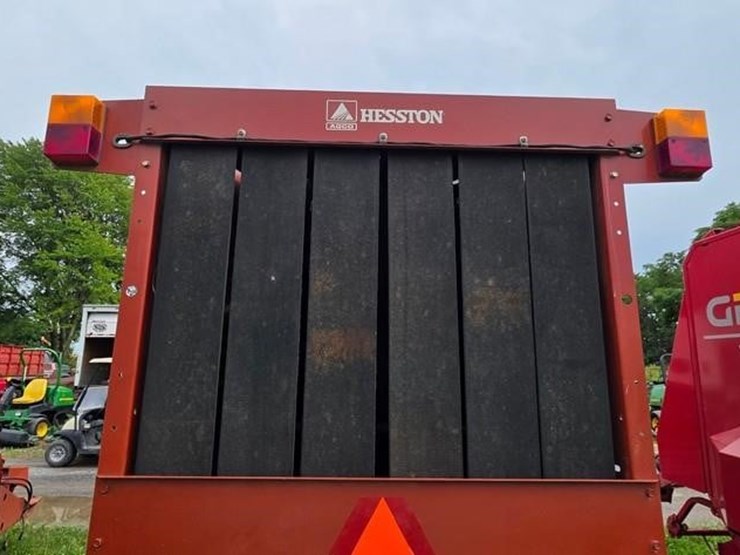 hesston-846a-image-12