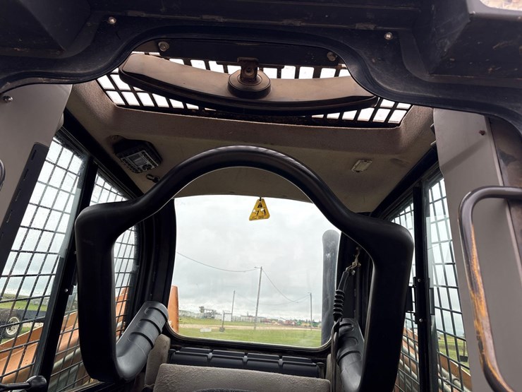 case-sr240-image-37