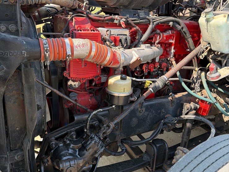 2010-kenworth-t660-image-55
