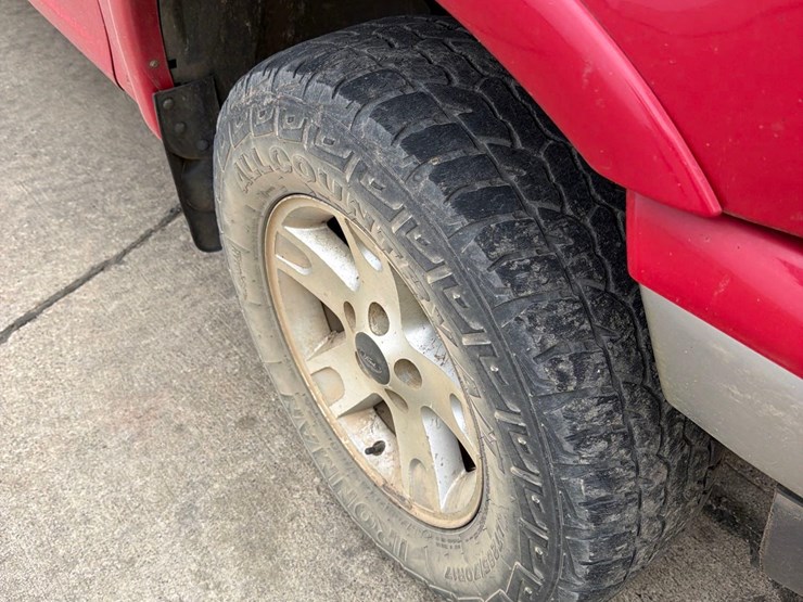 2001-ford-f150-image-14