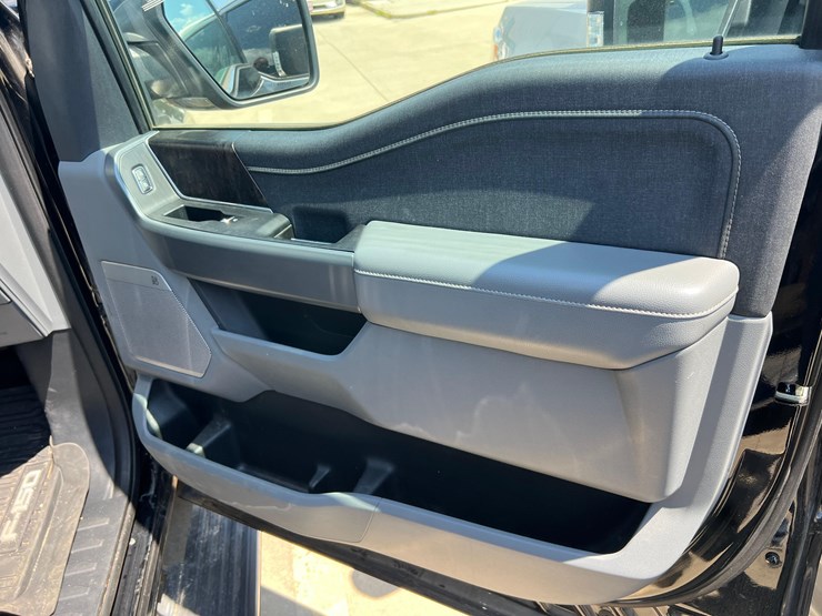 ford-f150-lariat-image-65