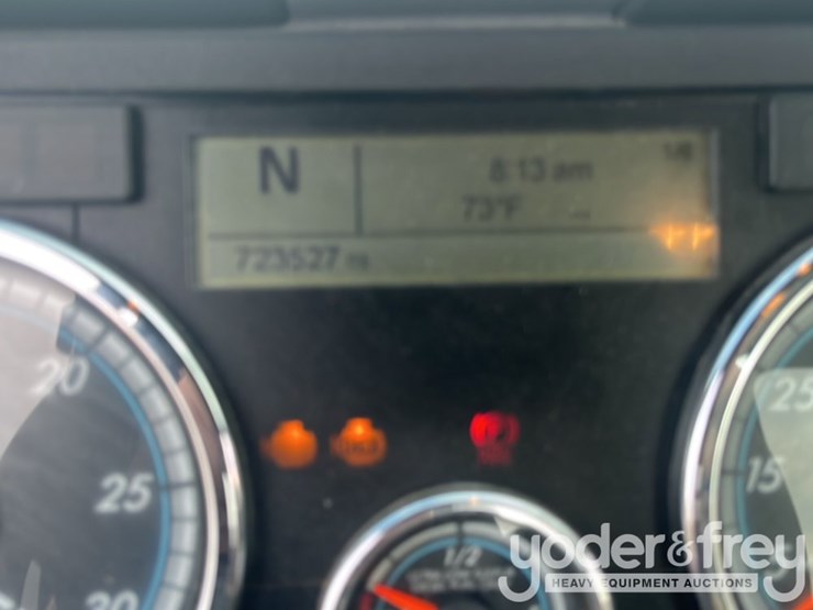 2018-freightliner-cascadia-113-image-45