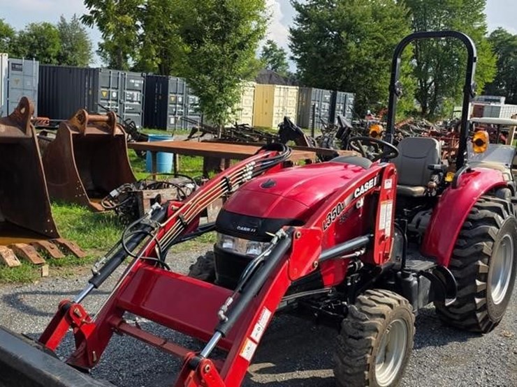 case-ih-farmall-35c-image-7