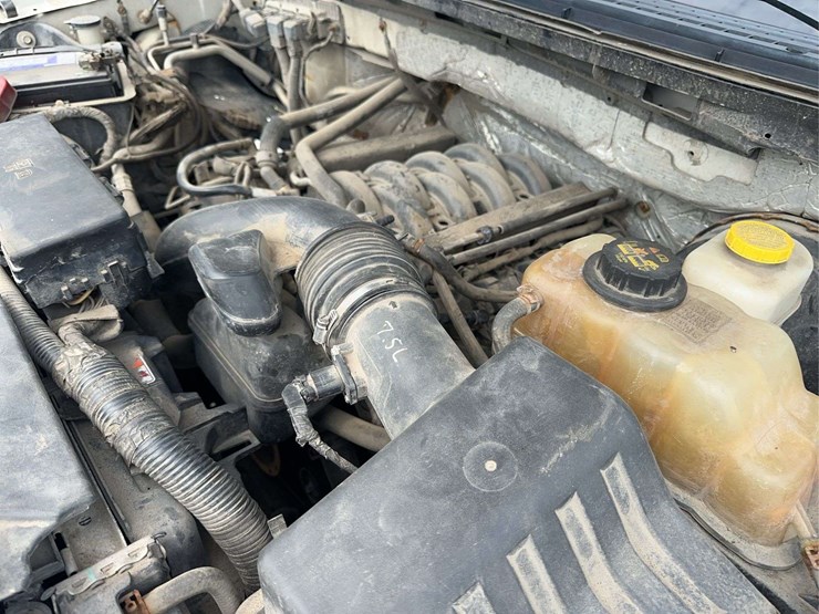 2014-ford-f150-xlt-image-23