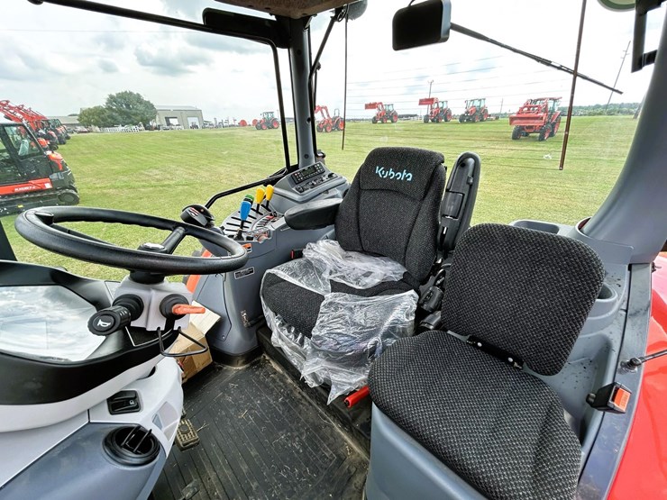 2024-kubota-m7-174-image-4