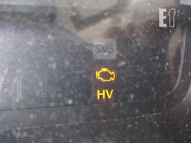 2015-hino-195h-image-12