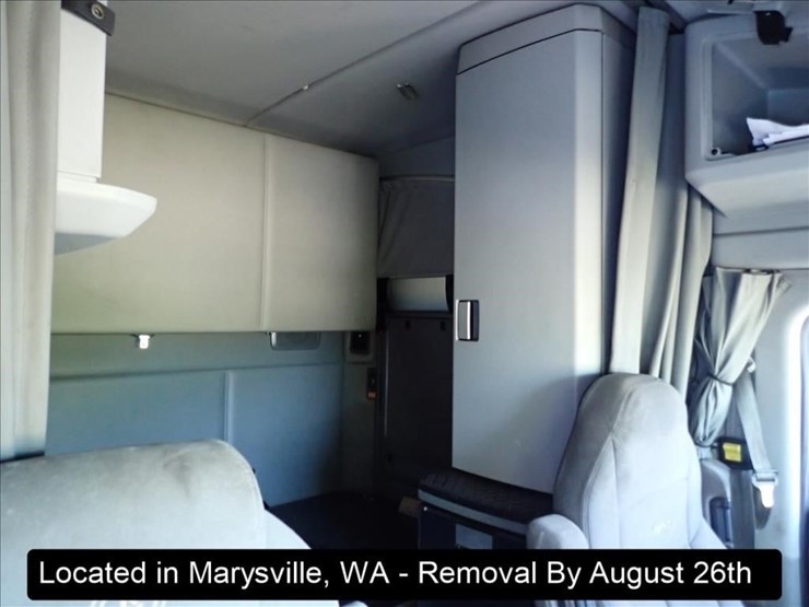 2017-kenworth-t680-image-8