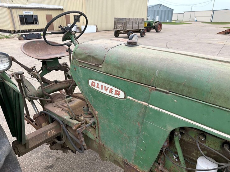 oliver-770-image-22