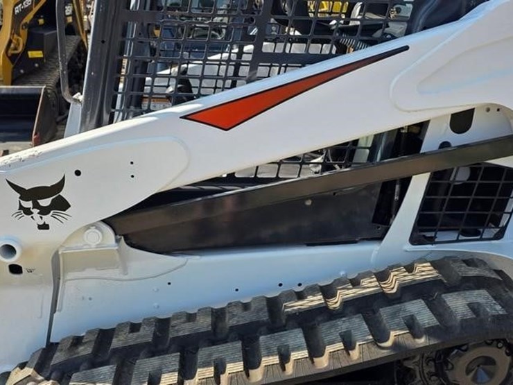 2019-bobcat-t595-image-28