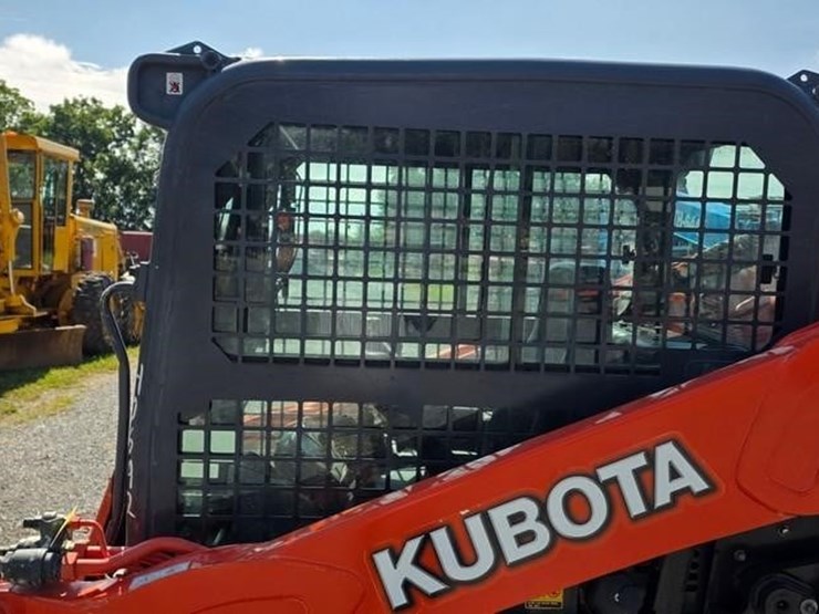 kubota-svl75-2-image-13