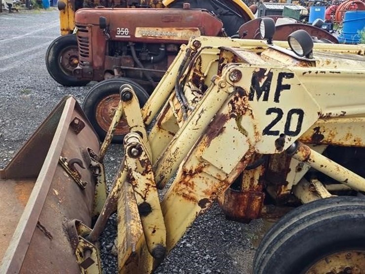 massey-ferguson-20-image-7