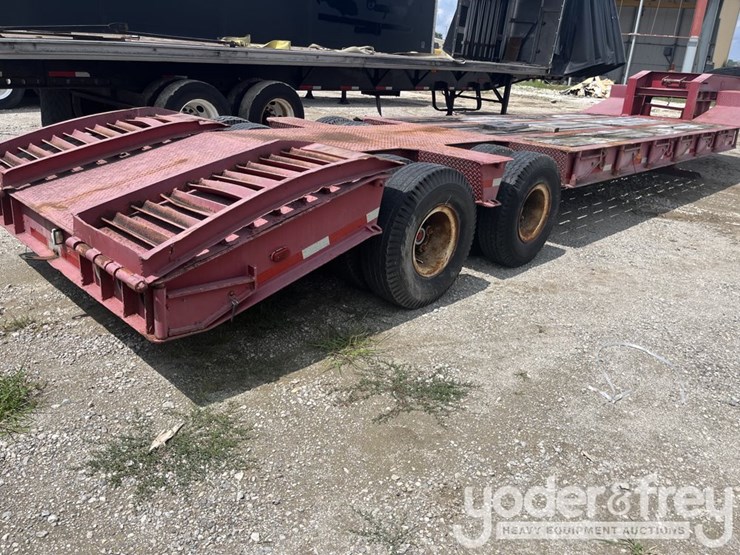 1978-felburn-kingham-tandem-axle-lowboy-trailer,-ramps-image-4