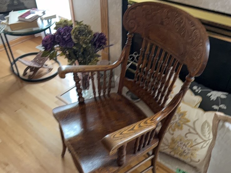 antique-oak-sitting-chair,-excellent-condition-image-6