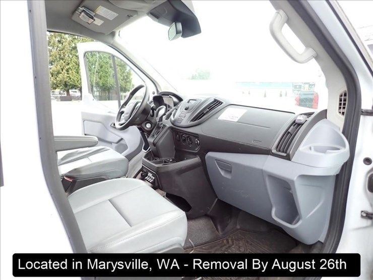 2015-ford-transit-image-3