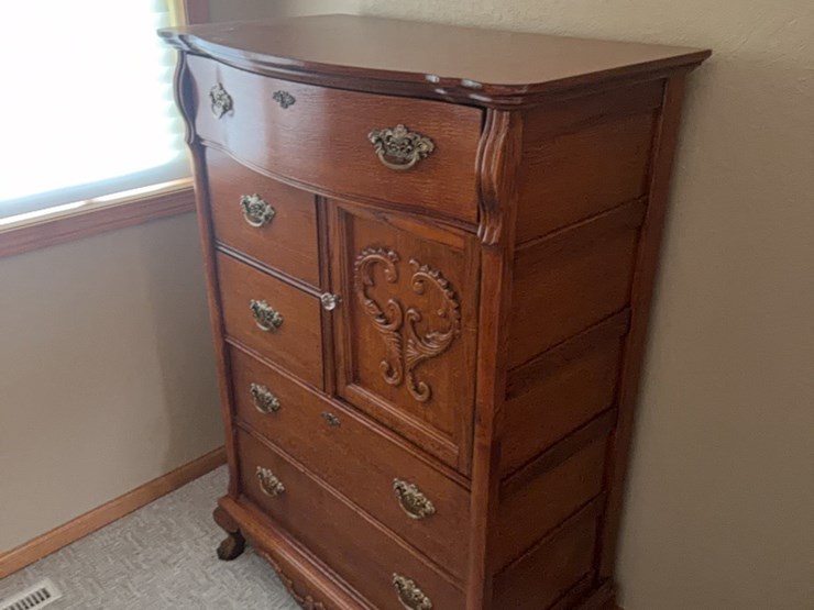 large-oak-chest-of-drawers,-excellent-condition-image-2