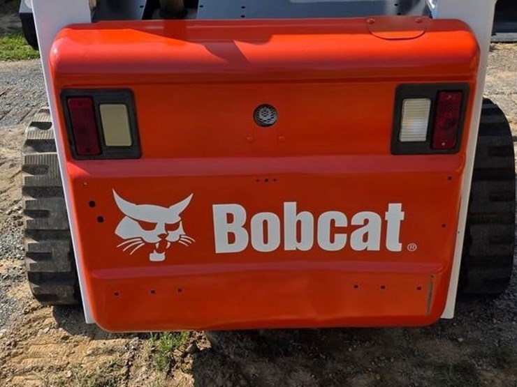 2010-bobcat-t300-image-20