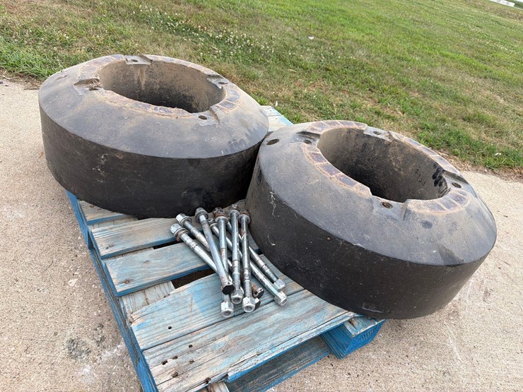 2-case-ih-wheel-weights-image-3