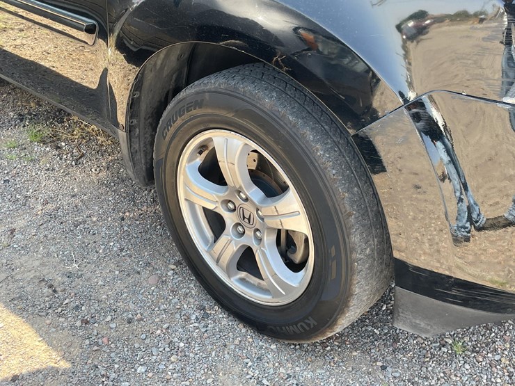 2010-honda-pilot-image-48