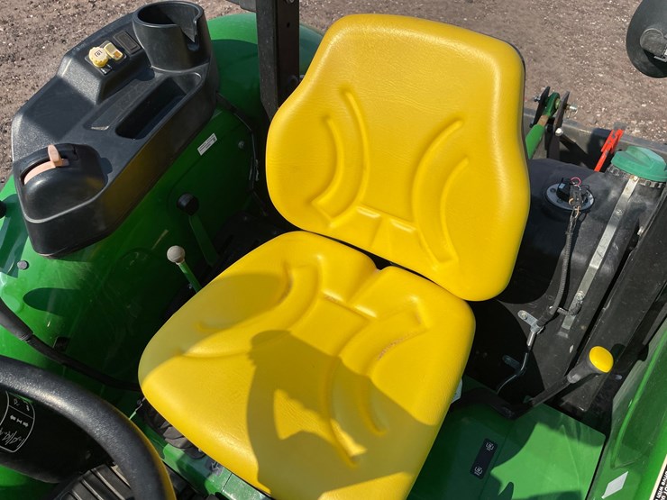 2022-john-deere-5055e-image-56