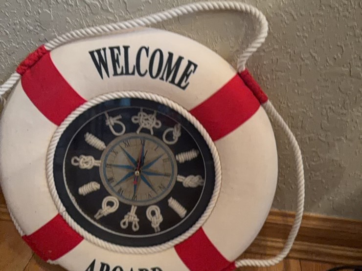 “welcome-aboard”-lake-clock-image-7