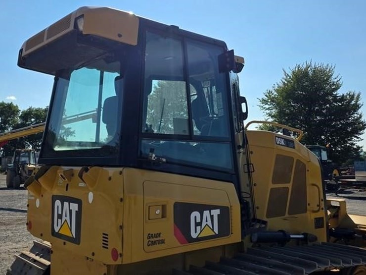 2020-caterpillar-d5k2-lgp-image-30