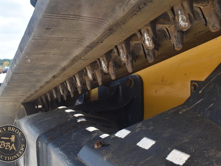 2024-deere-333g-image-55