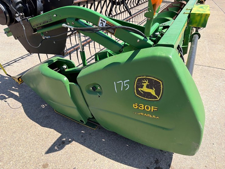john-deere-630f-image-7